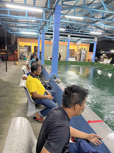 Kolam Memancing Udang Galah Kampung Dusun