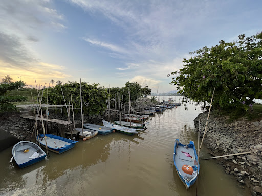 Tempat memancing udang galah(kumpau)