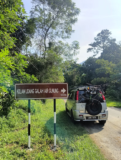 Kolam Pancing Udang Galah Air Gunung