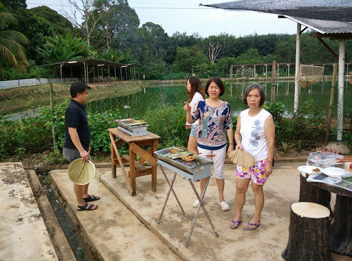 Aurora Leisure Farm