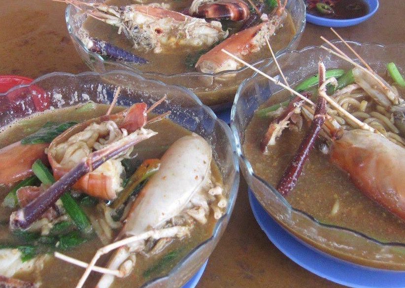 Kolam Udang di Sarikei, Malaysia: Panduan Lengkap untuk Pelancong & Peminat Makanan Laut 1 kolam udang di sarikei malaysia panduan lengkap untuk pelancong peminat makanan laut