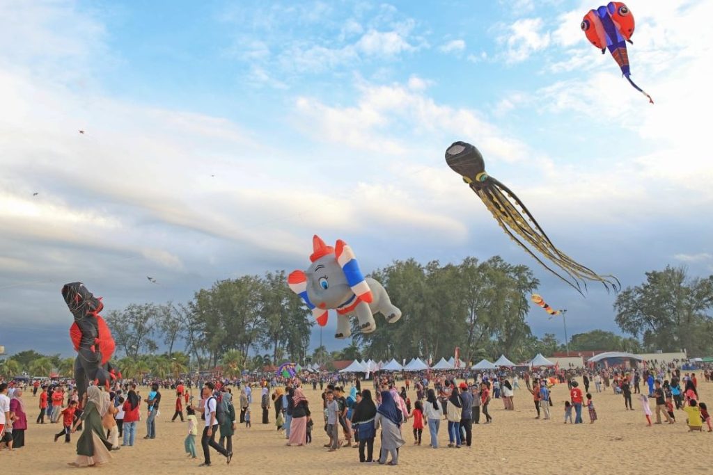 Pantai Geting 1 pantai geting 1