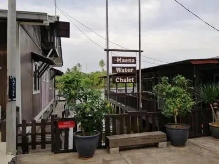 the maena water chalets 1